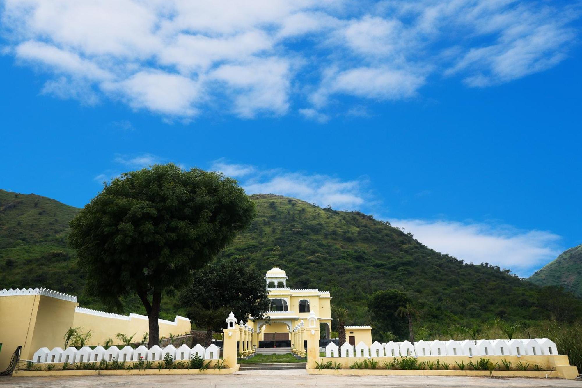 Maangarh Resorts Udaipur Dış mekan fotoğraf